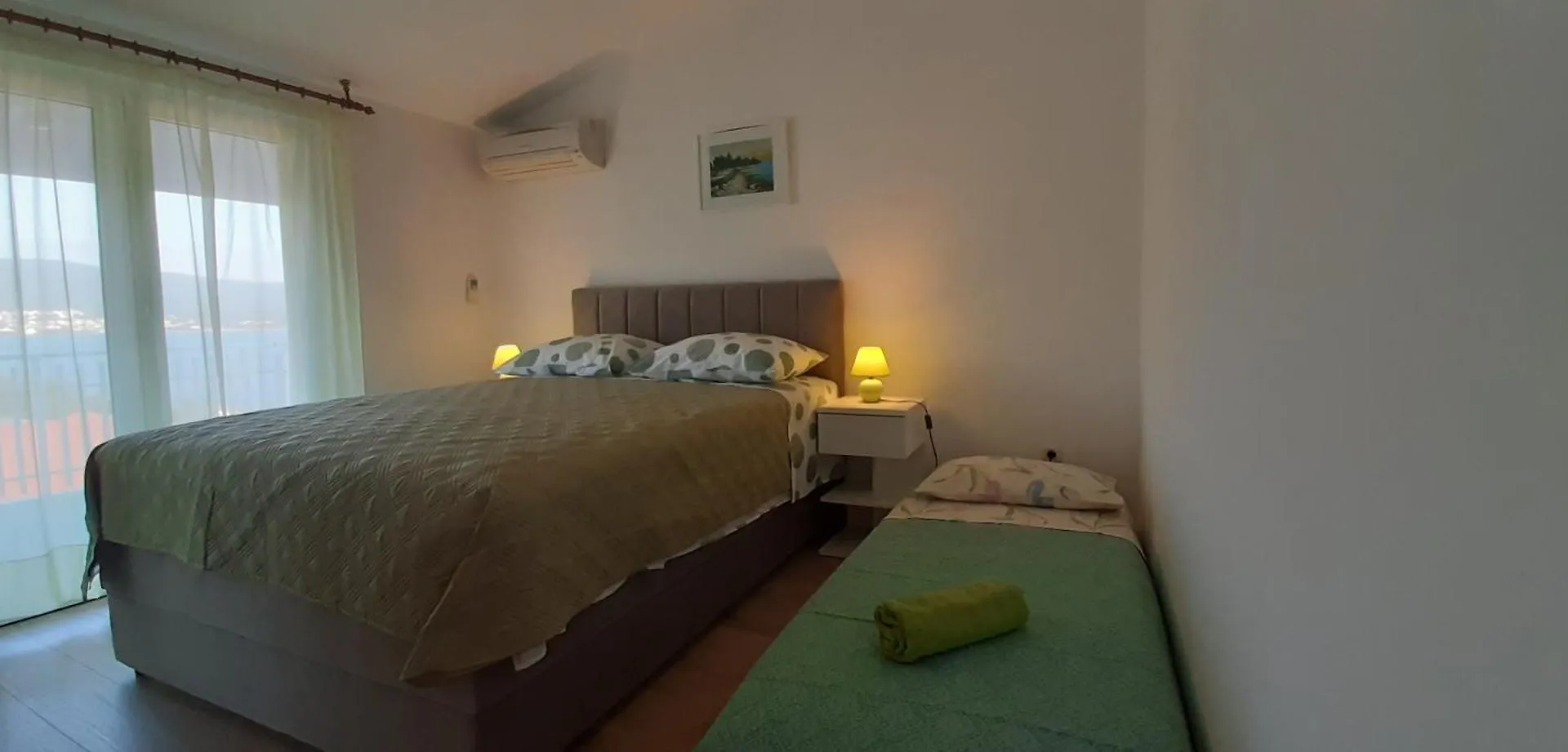 Apartmani Martin Pridraga 0*,